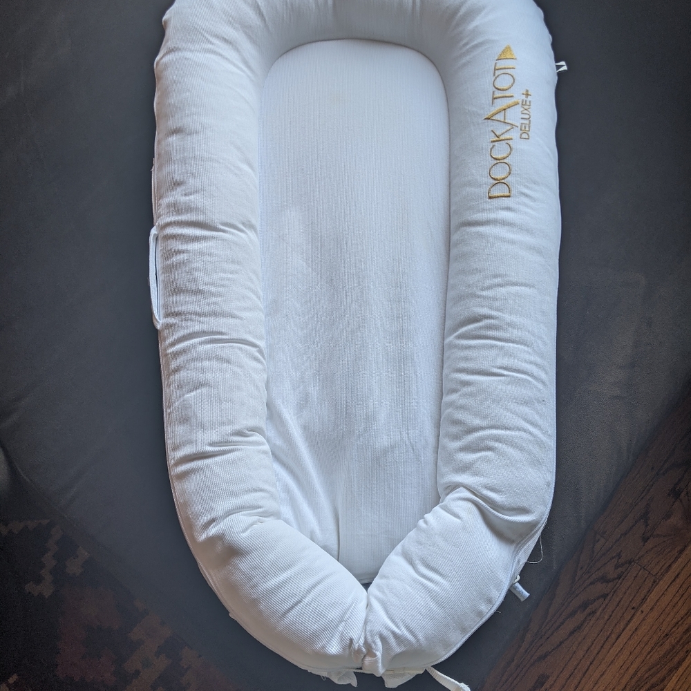 Dockatot deluxe